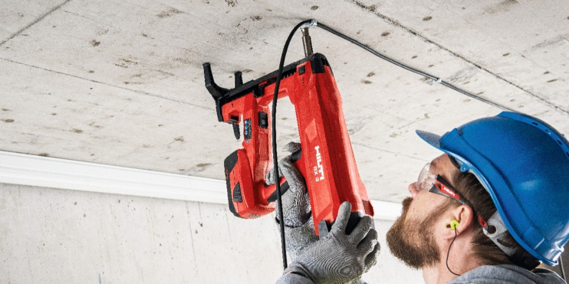 Battery-powered fastening (BX) systems are combustion-free (no powder or gas) and entirely powered by your existing 22V Lithium-ion batteries.