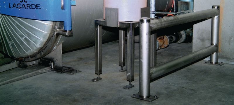 HST 楔形錨栓 高性能楔形錨，適合開裂混凝土中的日常靜態負載和地震負載使用 (碳鋼) 應用 1