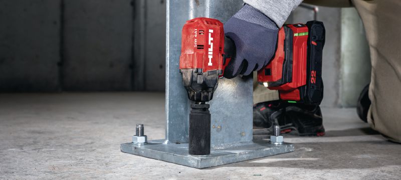 SI-AT-22 自動調整扭矩模組 適用於充電式衝擊扳手，可根據認證自動進行緊固零件預緊 (Nuron 電池充電平台) 應用 1