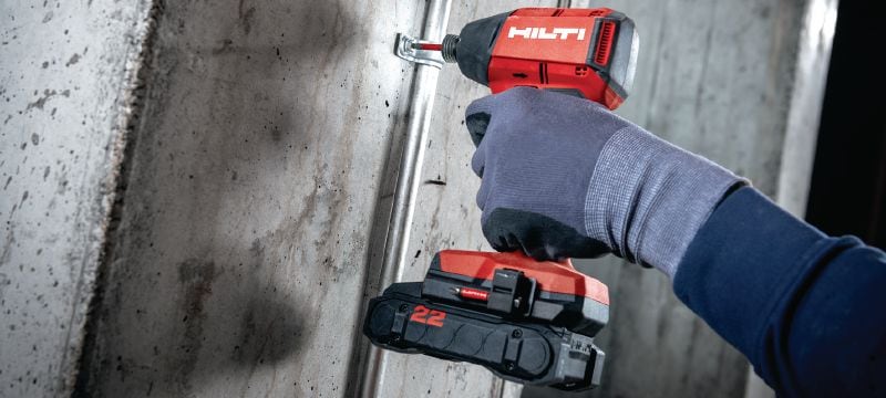 Image 3 of 4: SID 4-22 Cordless impact driver Compact brushless impact driver optimized for more reliable and efficient non-structural fastening in wood and metal (Nuron battery platform) Applications 1