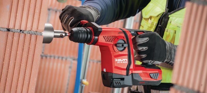 TE 6-A22 Cordless rotary hammer Powerful D-grip 22V cordless rotary hammer with superior concrete drilling and chipping performance Applications 1