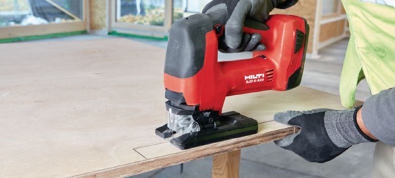 SJD 6-A22 Cordless jig saw Powerful 22V cordless jigsaw with top D-handle for a comfortable grip and superior control during curved cuts Applications 1