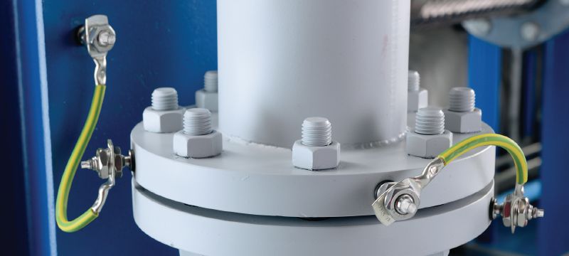 水電連接件 S-BT-EF 中度腐蝕環境中，對鋼材電氣連接的螺紋旋入式螺柱 (碳鋼、公制螺紋) 應用 1