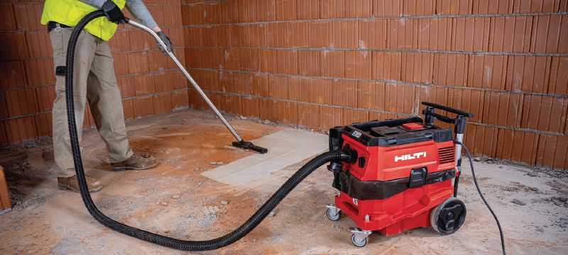 Image 4 of 5: VC 5L L-Class construction vacuum Powerful construction vacuum for daily jobsite clean ups (wet & dry), 20l tank Applications 1