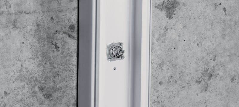 X-ET MX 線纜槽緊固件 搭配排釘使用的塑膠電線槽緊固件/萬用墊片 應用 1