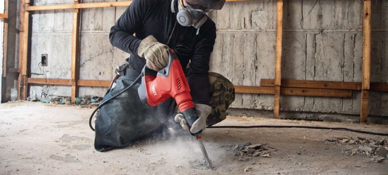 TE 500-X Demolition hammer Versatile Hex 17 demolition hammer for light-duty chiseling in concrete and masonry Applications 1