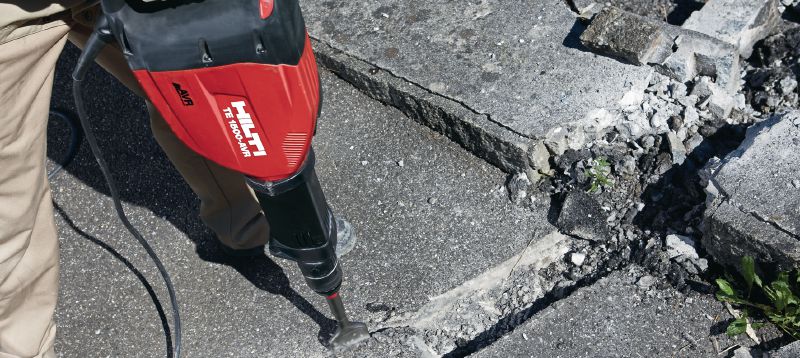 Image 4 of 5: TE 1500-AVR 和零星鑿牆和多用途的 TE-S 拆毀鎚適用於鑿破樓板，concrete floor breaking and occasional wall chiseling 應用 1