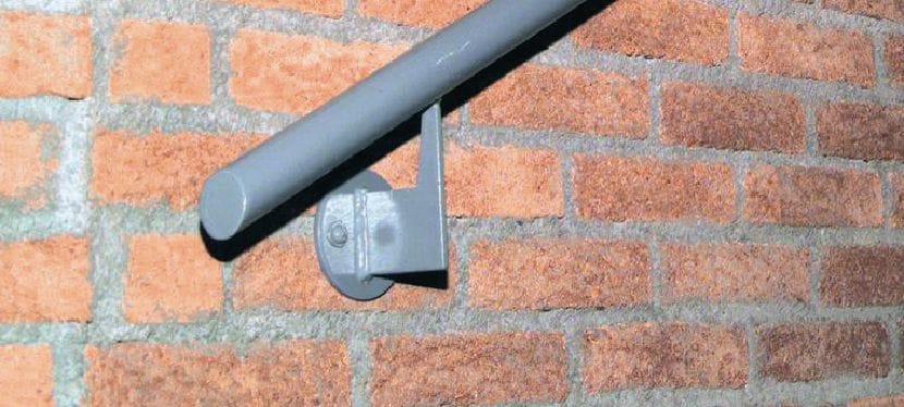 HRD-C 塑膠框架錨栓 適用於混凝土和磚石的預組裝塑料錨栓，含螺絲 (碳鋼，沈頭) 應用 1