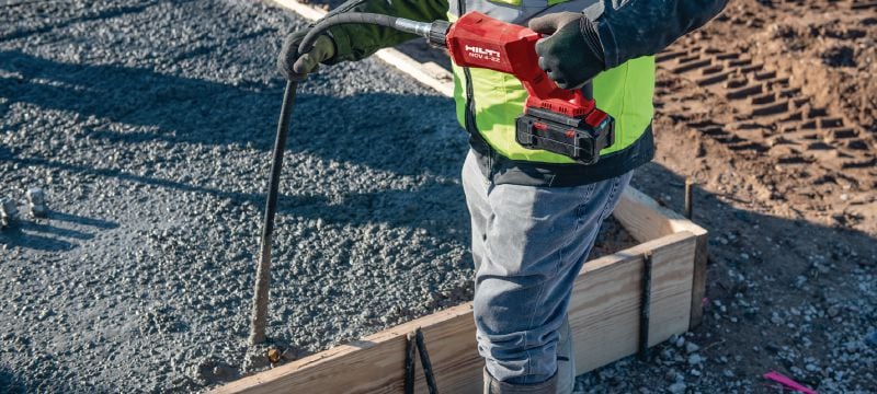 Image 3 of 4: NCV 4-22 cordless concrete vibrator Handheld cordless pencil concrete vibrator with brushless motor for compaction of small pours (Nuron battery platform) Applications 1