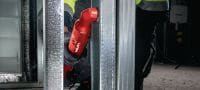 Go to slide 4 of 5: SID 4R-22 Right-angle impact driver Compact, cordless right-angled impact driver for reaching tough-to-access applications Applications 3